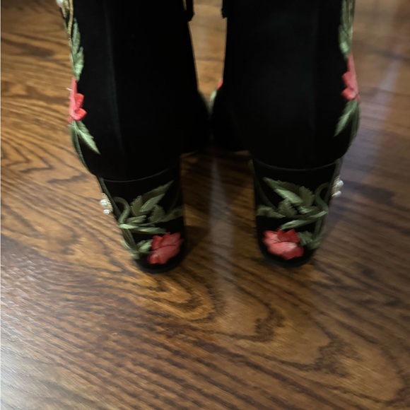 Aquazzura Black satin booties size 37 - never worn perfect condition. - Picture 4 of 6